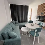 Apartamento Joanon's Landscape View Golem (Tirana)