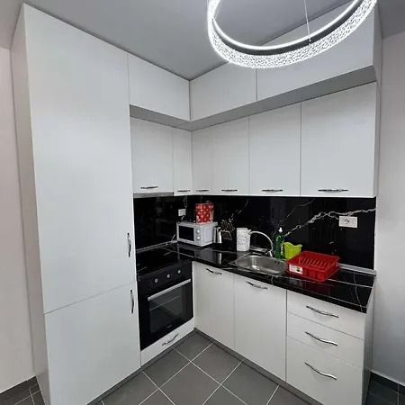 Joanon's Landscape View Apartment Golem (Tirana)